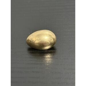 Vintage 80s Monet Gold-Tone Classic Geometric Design Clip-On Earring